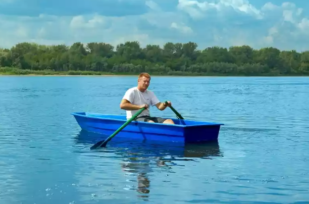 Стеклопластиковая лодка Малютка в Петрозаводске