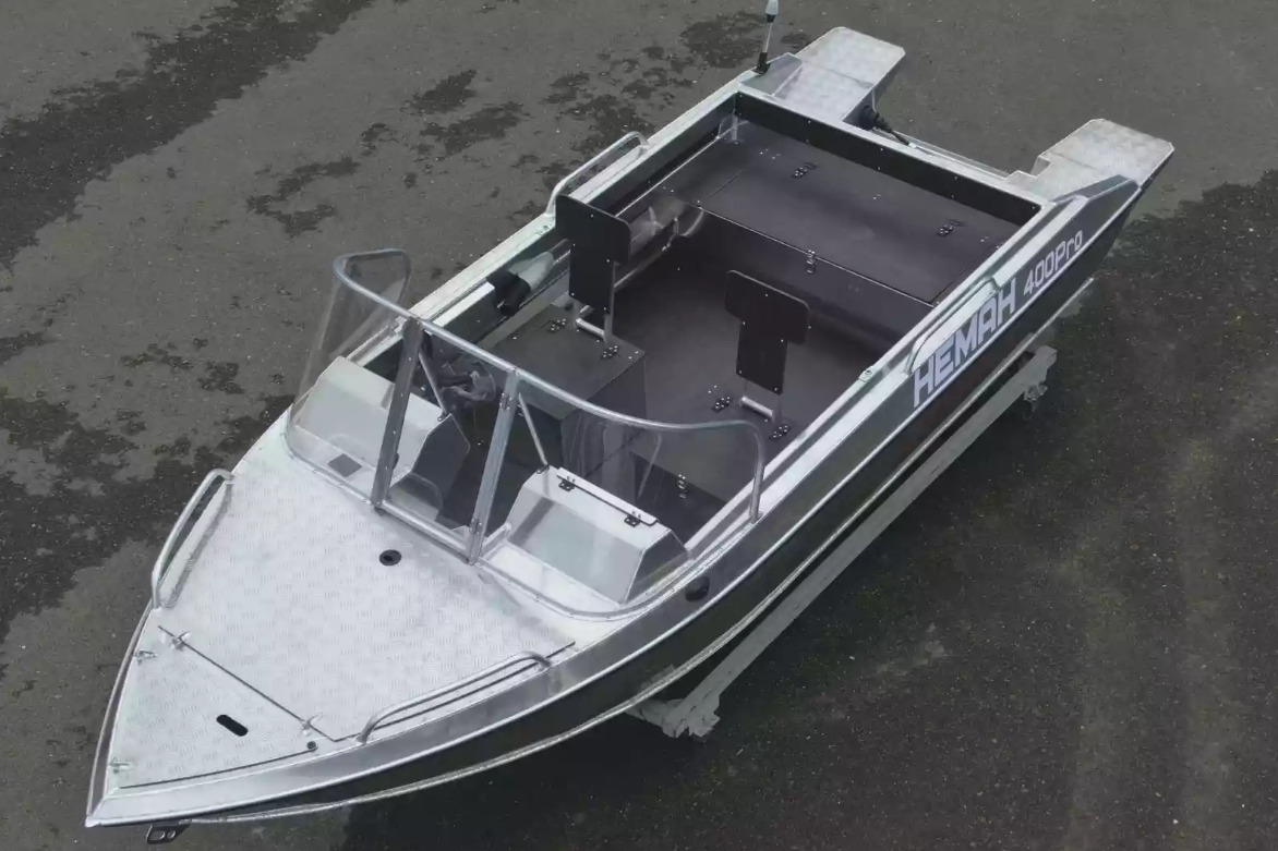 Алюминиевый катер Neman-400 PRO в Петрозаводске