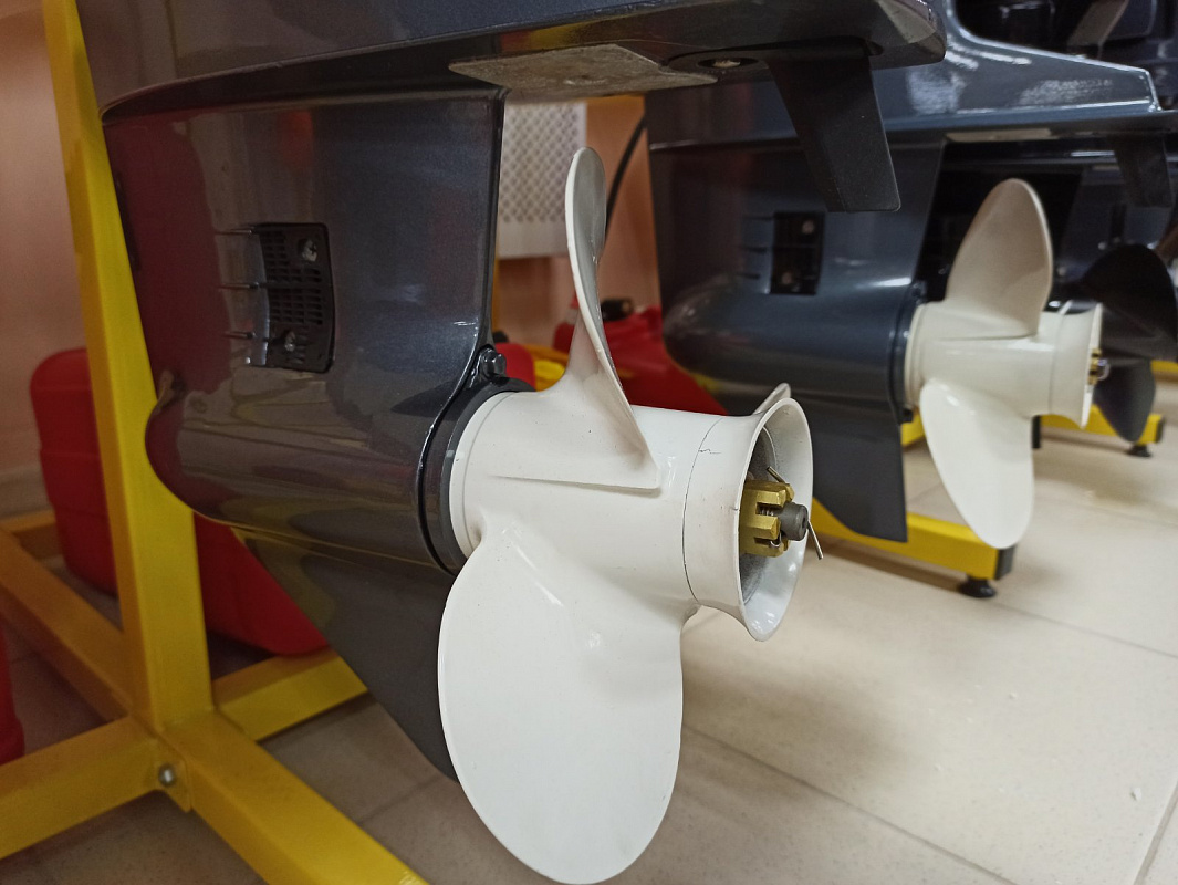 Лодочный мотор BREEZE T30S (2х тактный) в Петрозаводске