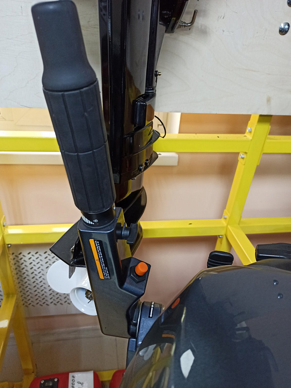 Лодочный мотор BREEZE F9,9S (4х тактный) в Петрозаводске