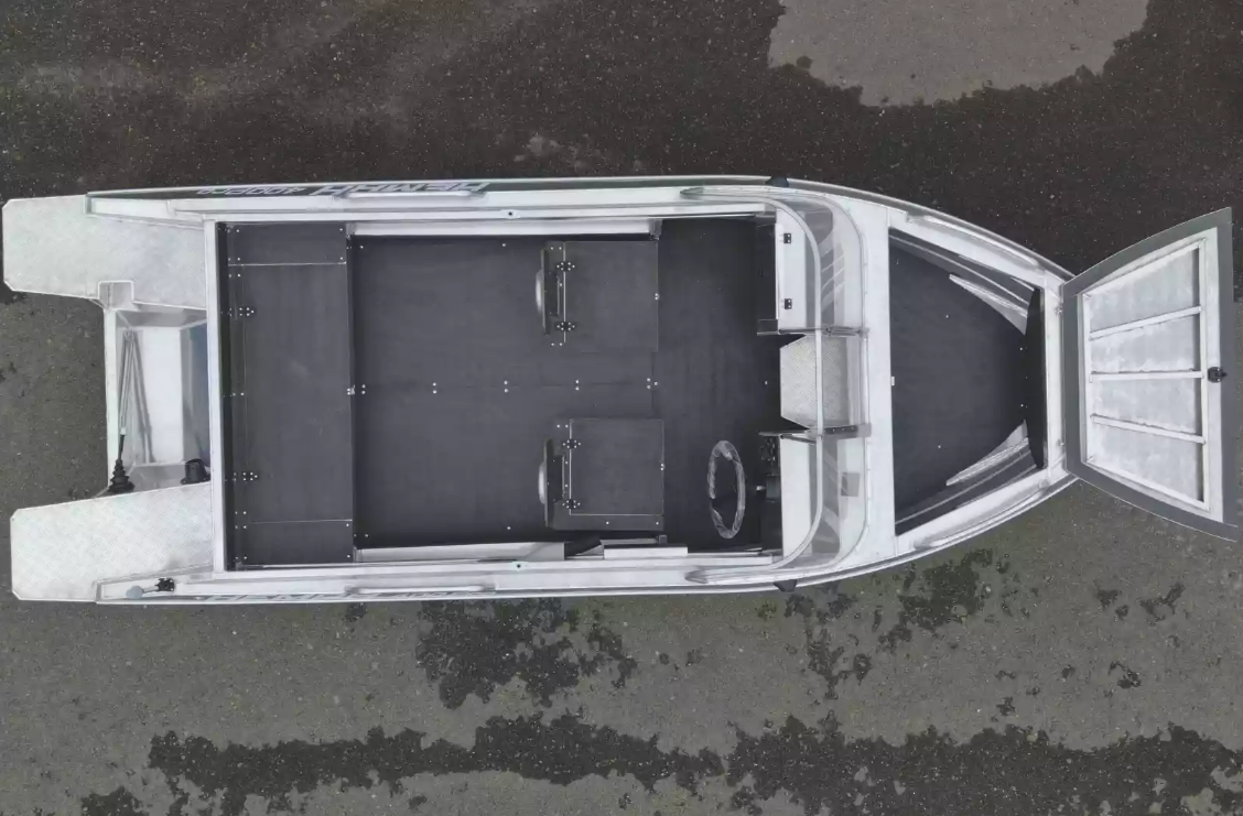 Алюминиевая лодка  Neman-400 PRO в Петрозаводске