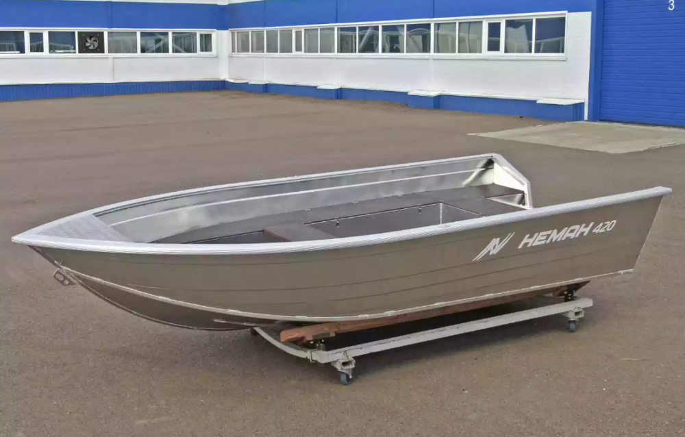 Алюминиевая лодка  Неман-420 в Петрозаводске