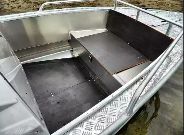 Алюминиевый катер Wyatboat-460 C в Петрозаводске