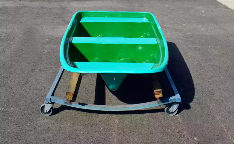 Стеклопластиковая лодка Старт (тримаран) в Петрозаводске