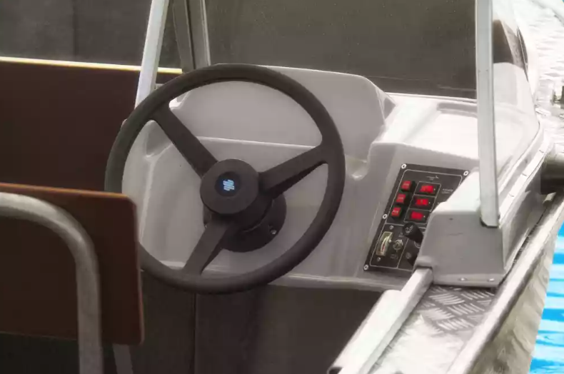 Алюминиевый катер Wyatboat-490 T DCM в Петрозаводске