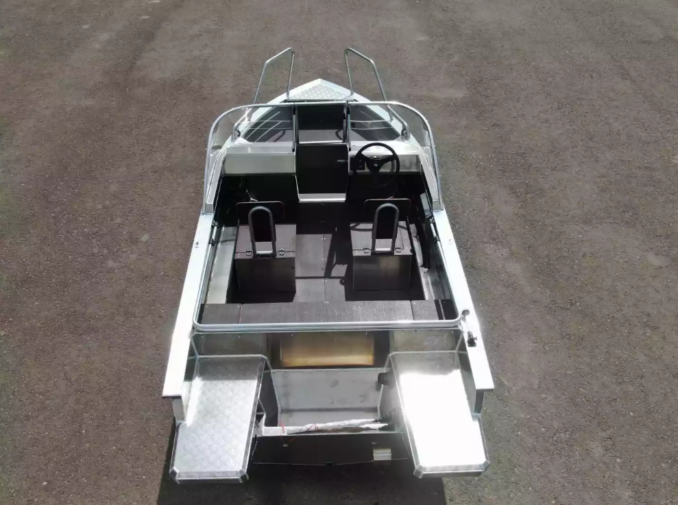 Алюминиевая лодка  Неман-400 DCM NEW в Петрозаводске