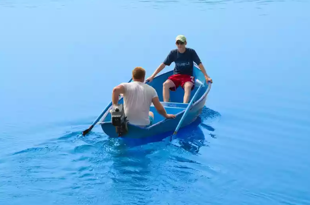 Стеклопластиковая лодка Омуль в Петрозаводске