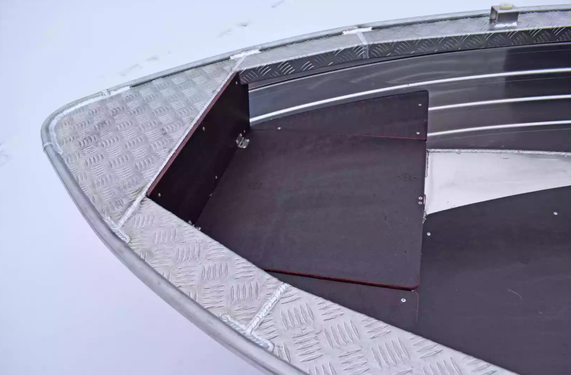 Алюминиевая лодка Wyatboat-390 C в Петрозаводске