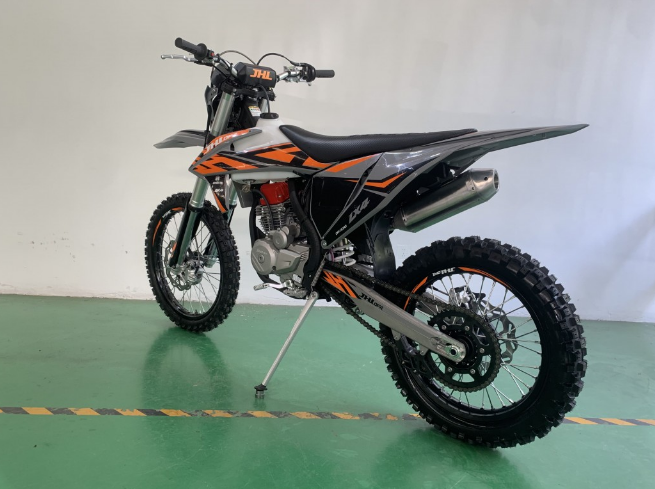 Мотоцикл JHLMOTO JHL LX4 CB300RL (175FMN) в Петрозаводске