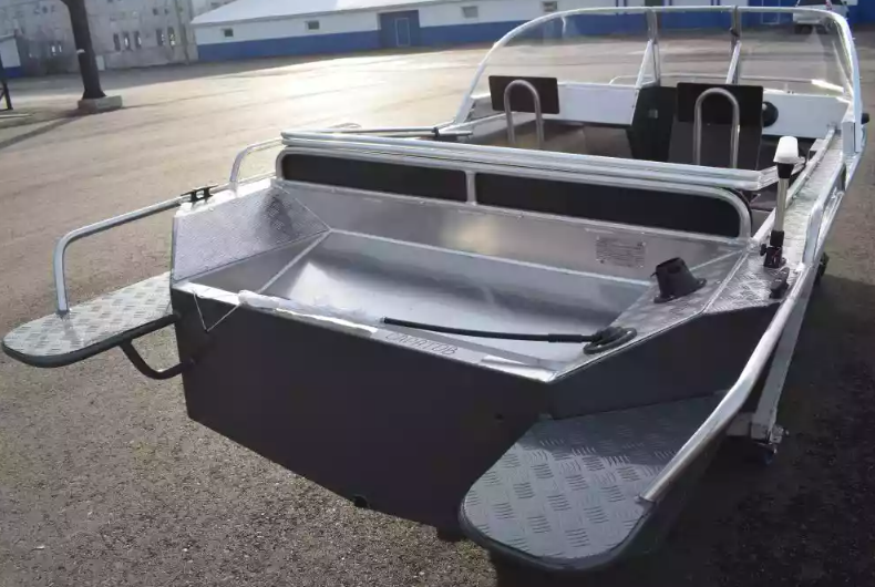 Алюминиевый катер Wyatboat-460 DCM в Петрозаводске