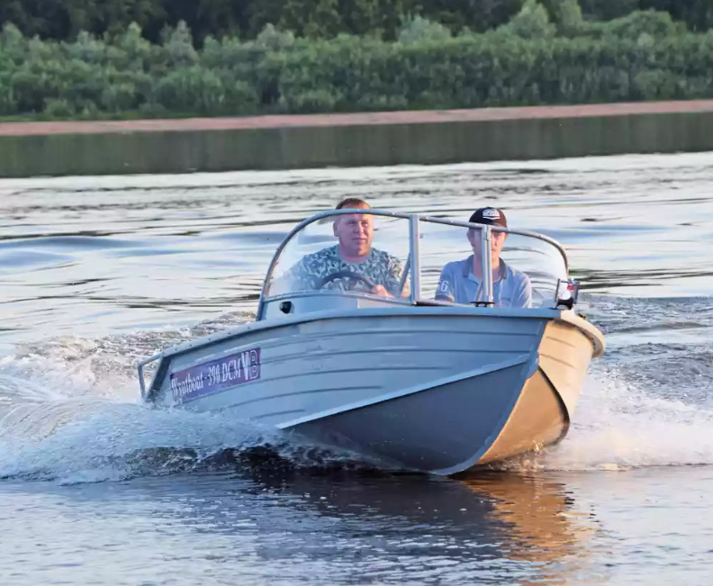 Алюминиевый катер Wyatboat-390 DCM в Петрозаводске