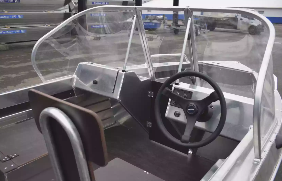 Алюминиевая лодка  Neman-400 DC в Петрозаводске