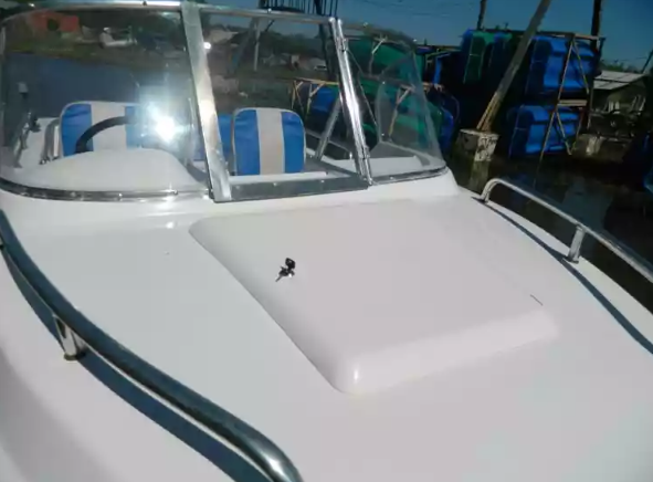 Стеклопластиковый катер Wyatboat-430 M (тримаран) в Петрозаводске