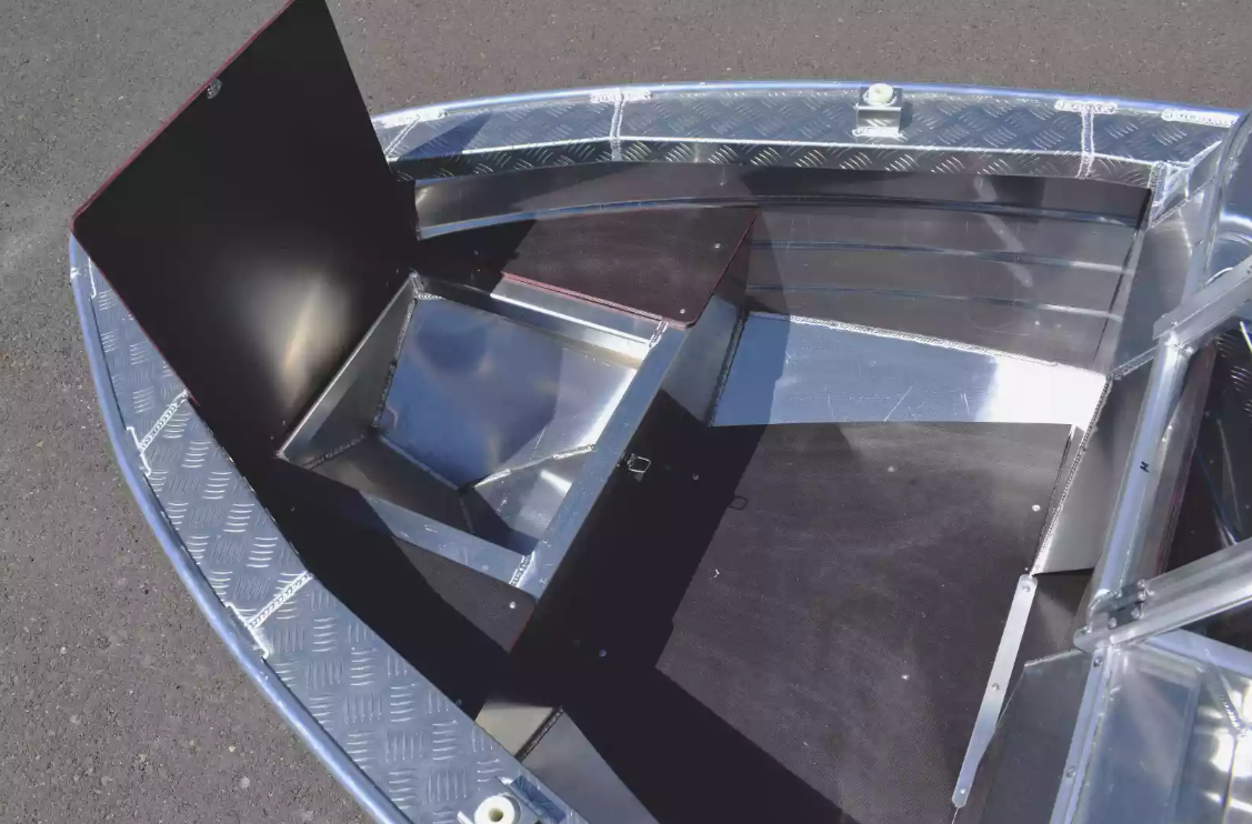 Алюминиевая лодка Wyatboat-390 DCM в Петрозаводске