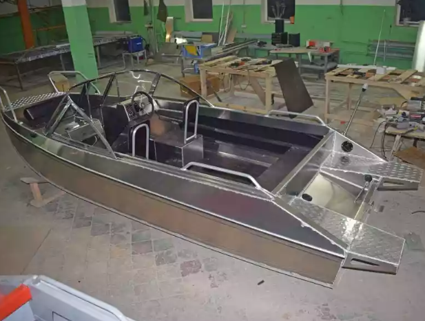 Алюминиевый катер Неман-500 DC (без покраски) в Петрозаводске