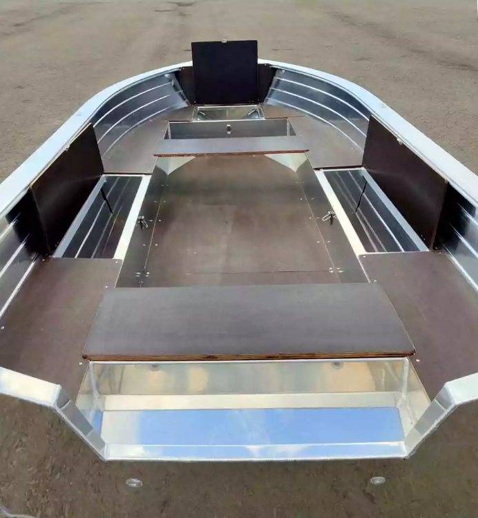 Алюминиевая лодка Неман-400 в Петрозаводске