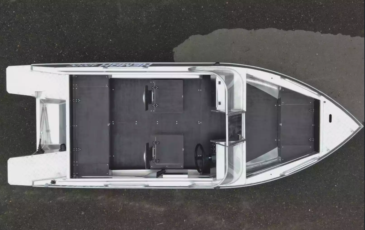 Алюминиевый катер Neman-400 DC в Петрозаводске