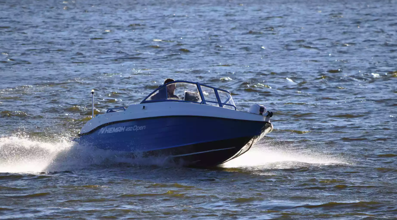 Комбинированный катер Neman-450 Open в Петрозаводске