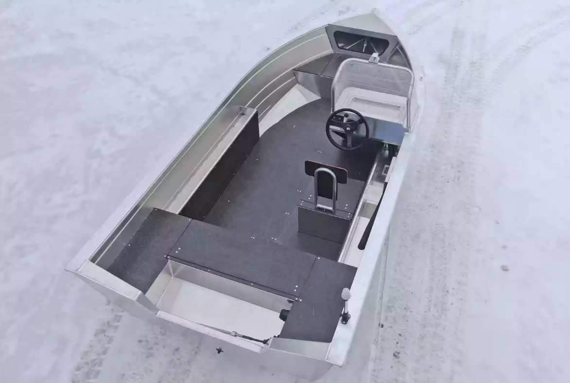 Алюминиевый катер Неман-400 С в Петрозаводске