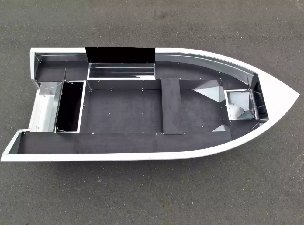 Алюминиевая лодка  Неман-420 в Петрозаводске