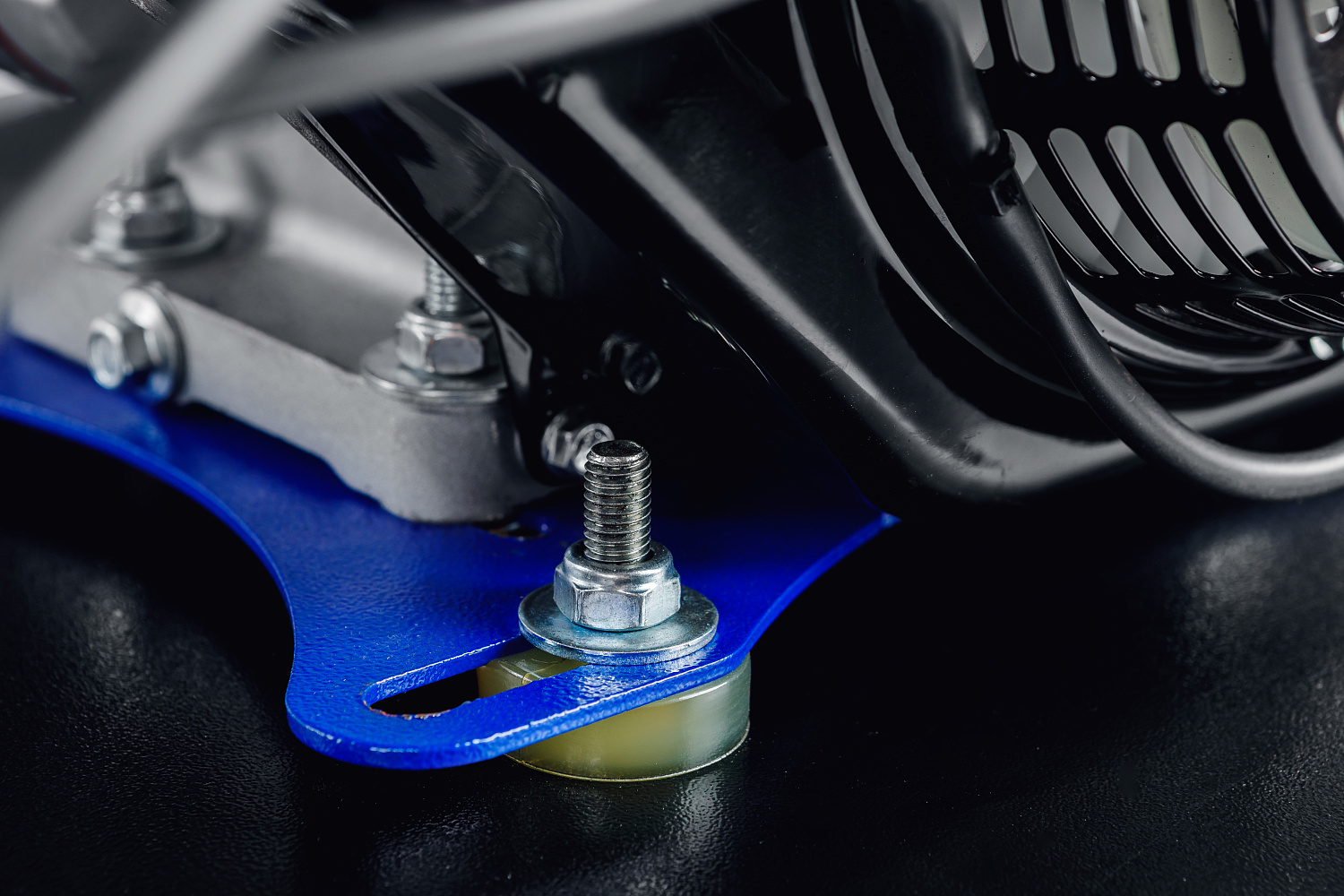 МОТОБУКСИРОВЩИК IKUDZO LONG 2.0 1700/500 EKR19 в Петрозаводске