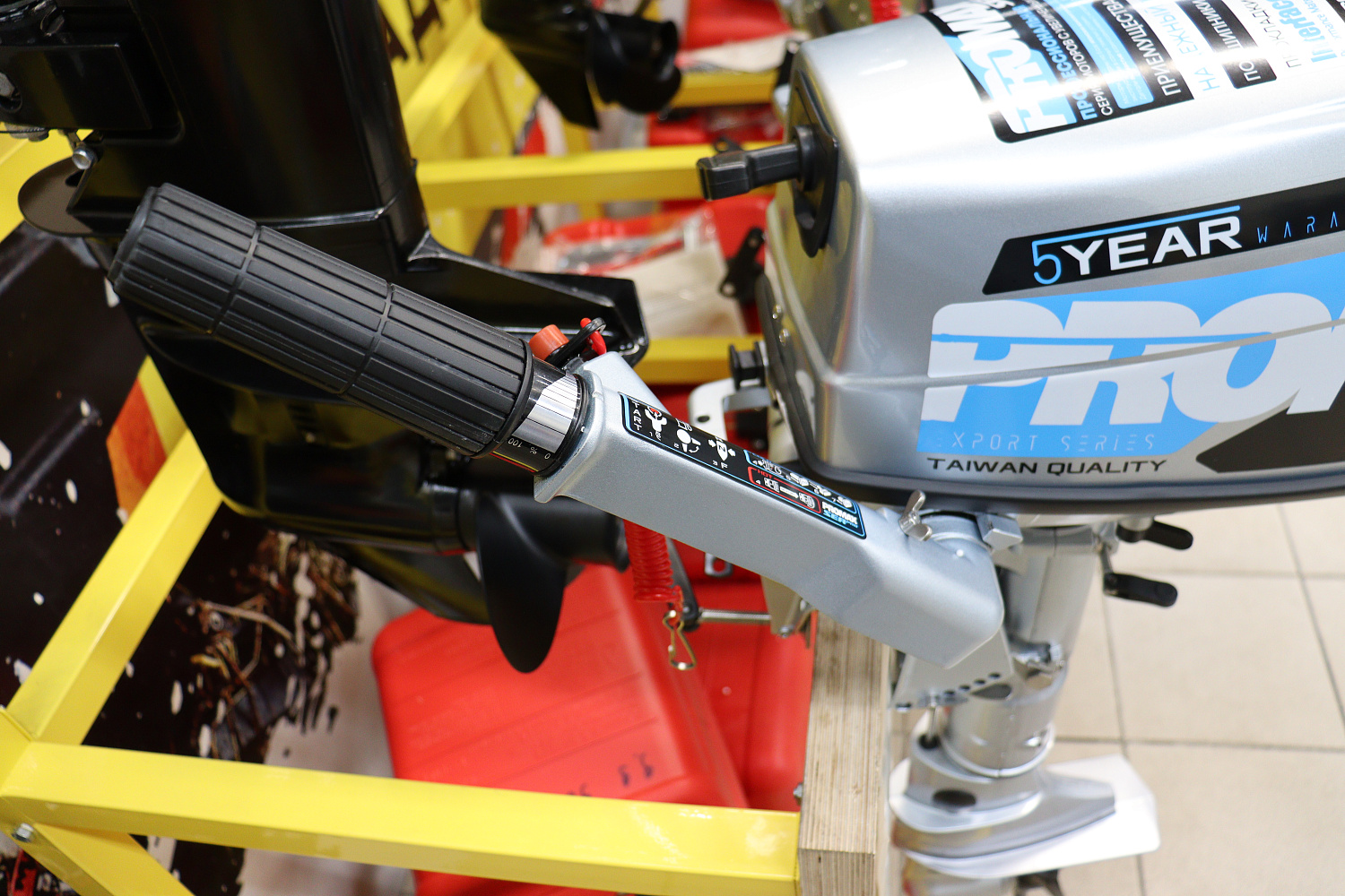 Лодочный мотор PROMAX SP5FHS (внешний бак 12 л) в Петрозаводске