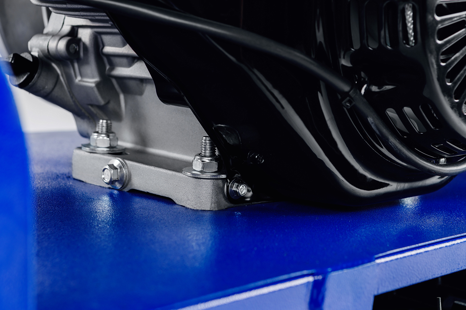 МОТОБУКСИРОВЩИК SNOW DOG 15 л.с. в Петрозаводске