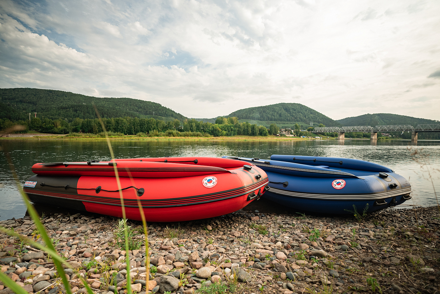 Лодка MISHIMO RIVER FJET PRO 430  под водомет в Петрозаводске