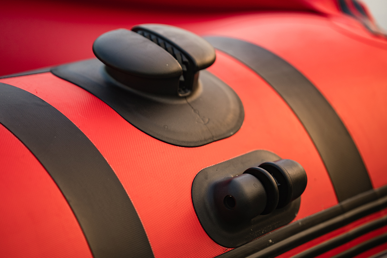 Лодка MISHIMO RIVER FJET PRO 430  под водомет в Петрозаводске