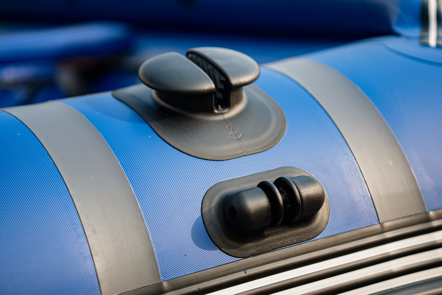 Лодка MISHIMO RIVER FJET PRO 430  под водомет в Петрозаводске