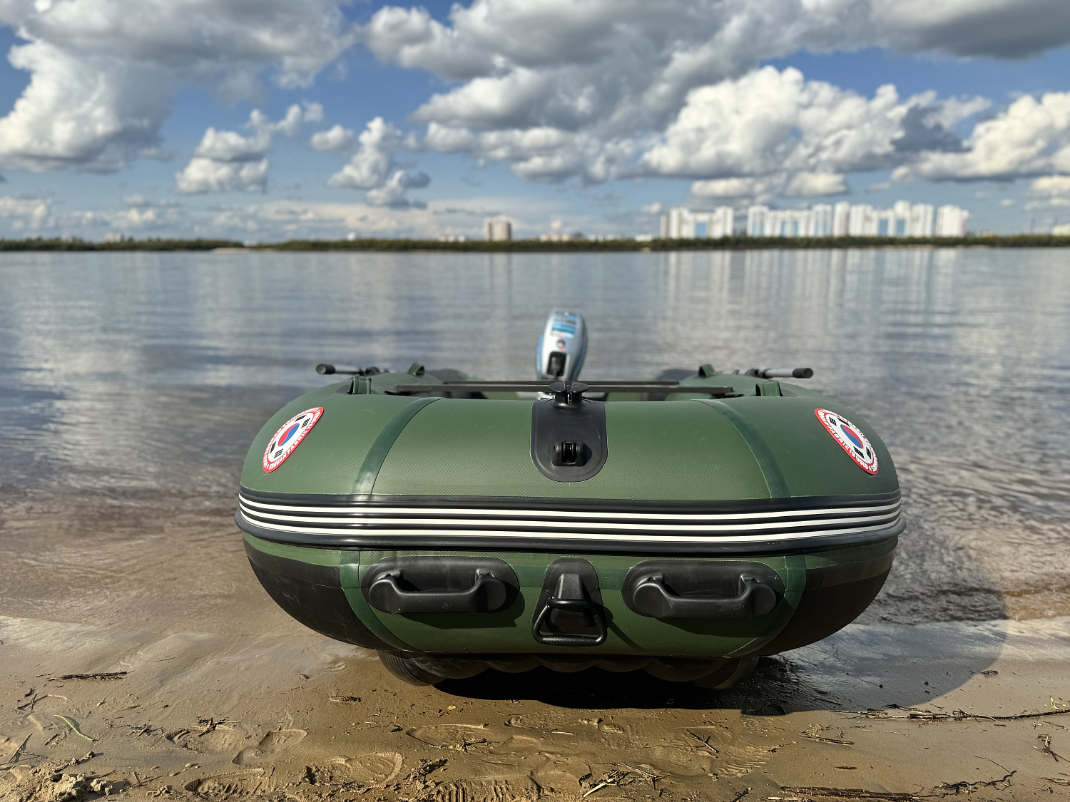 Лодка MISHIMO BIG FLOOR 400 в Петрозаводске