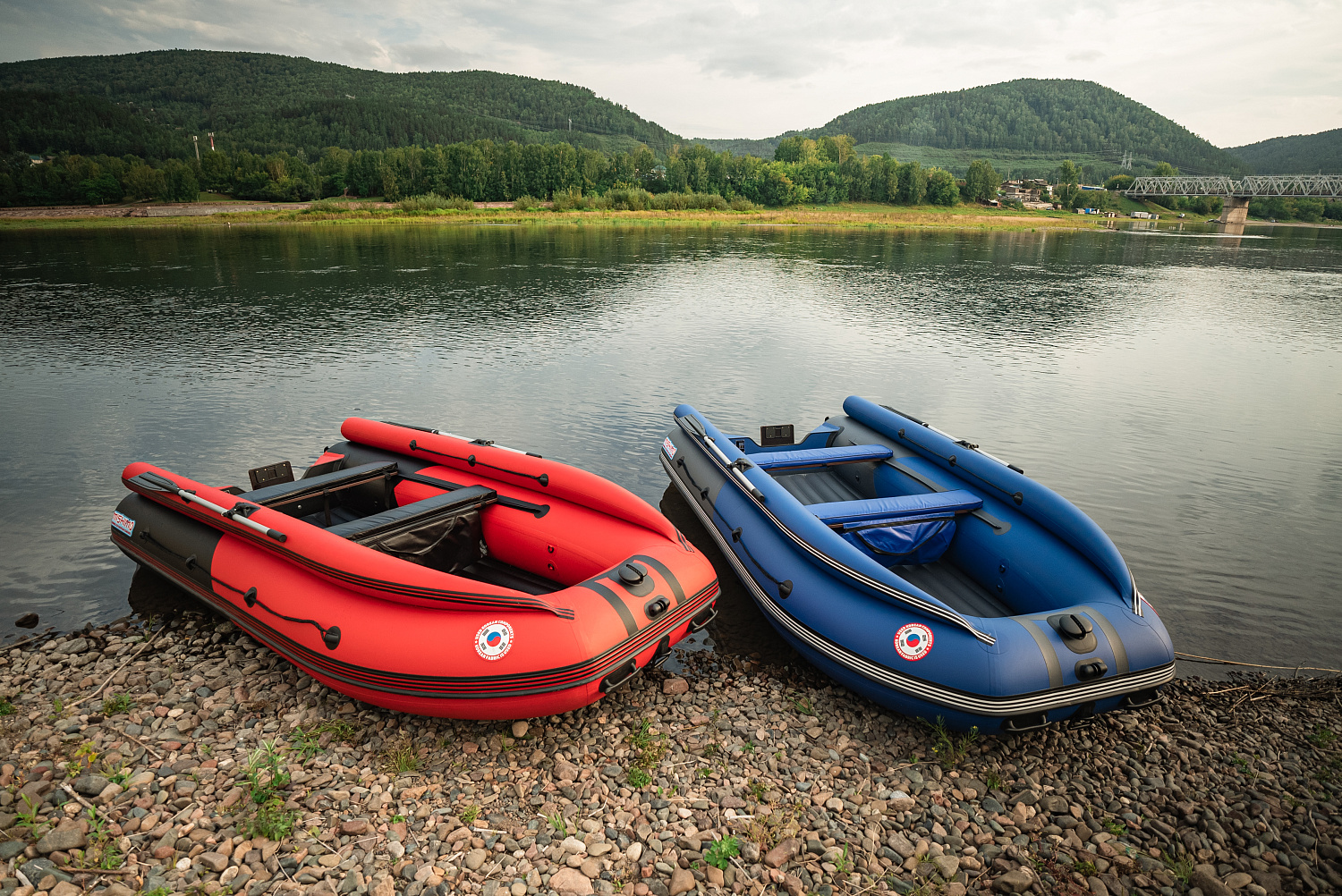 Лодка MISHIMO RIVER FJET PRO 430  под водомет в Петрозаводске