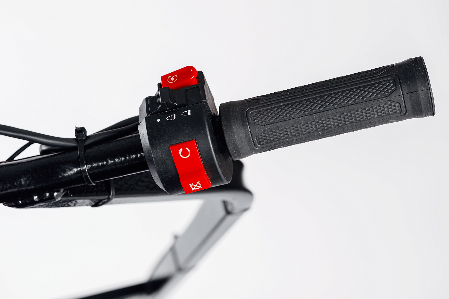 МОТОБУКСИРОВЩИК IKUDZO LONG 2.0 1700/500 EKR19 в Петрозаводске