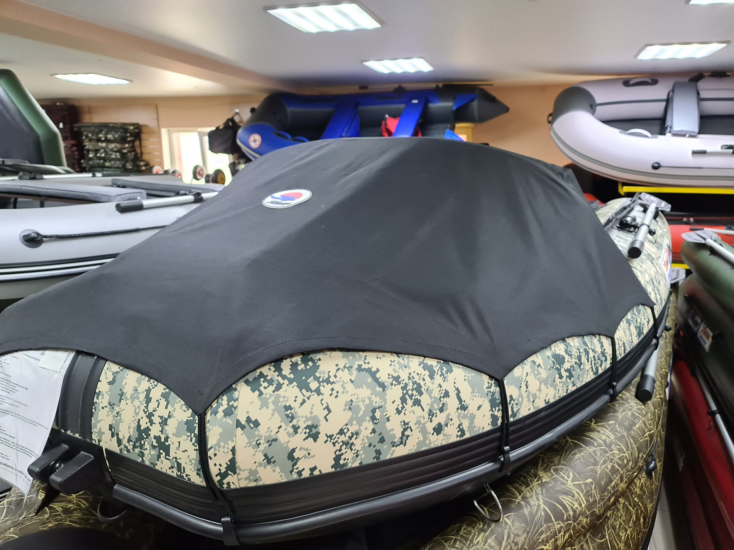 КОМПЛЕКТ НОСОВОГО ТЕНТА К ЛОДКЕ SMARINE AIR MAX 380 ЧЕРНЫЙ в Петрозаводске