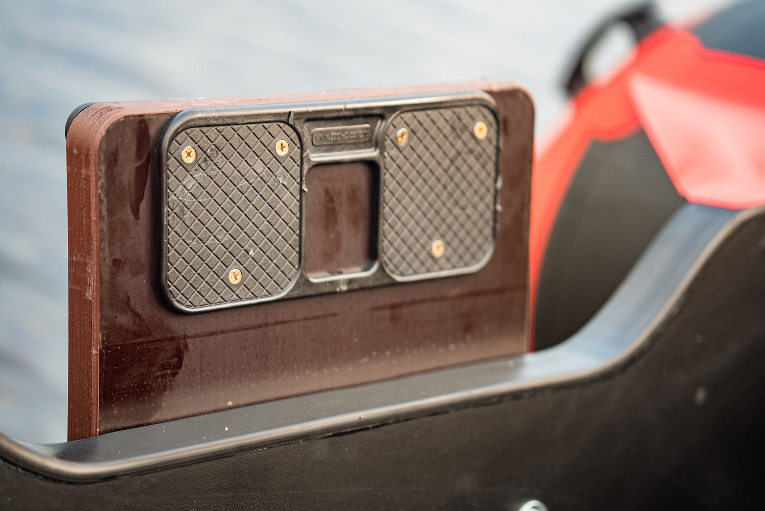 Лодка MISHIMO RIVER FJET PRO 430  под водомет в Петрозаводске